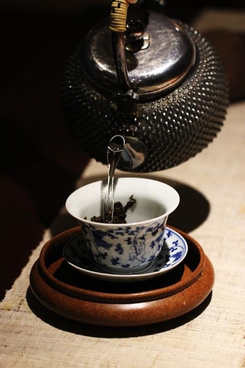 成都茶香，抚平异乡人心灵皱褶的温柔慰藉